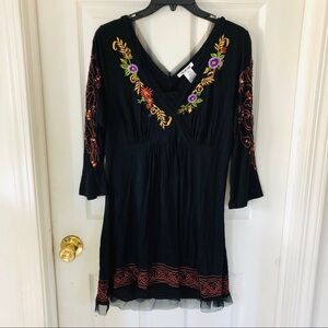 Black embroidered & beaded V-neck floral sequins mini dress Size medium